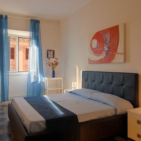 Ferienwohnung Romac Principe Amedeo Near Termini Exterior foto